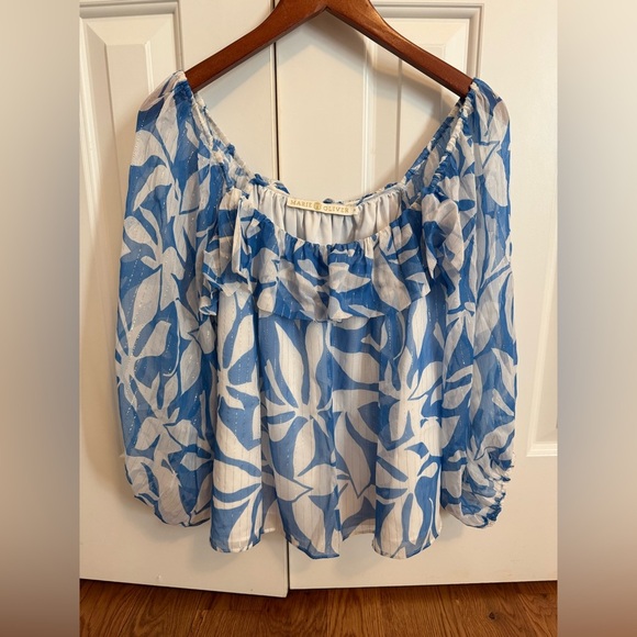 Marie Oliver Blue and White Floral Ruffle Blouse size Small - Picture 1 of 8